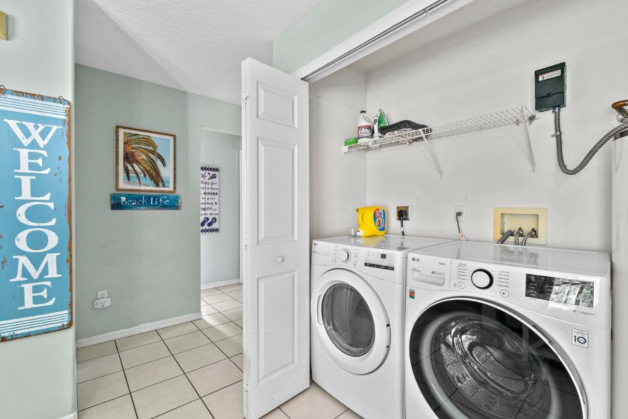 Surfside Paradise Retreat - 3Br And 2Ba Duplex, Grill, Dog Friendly - Close To The Beach! Мельбурн Экстерьер фото