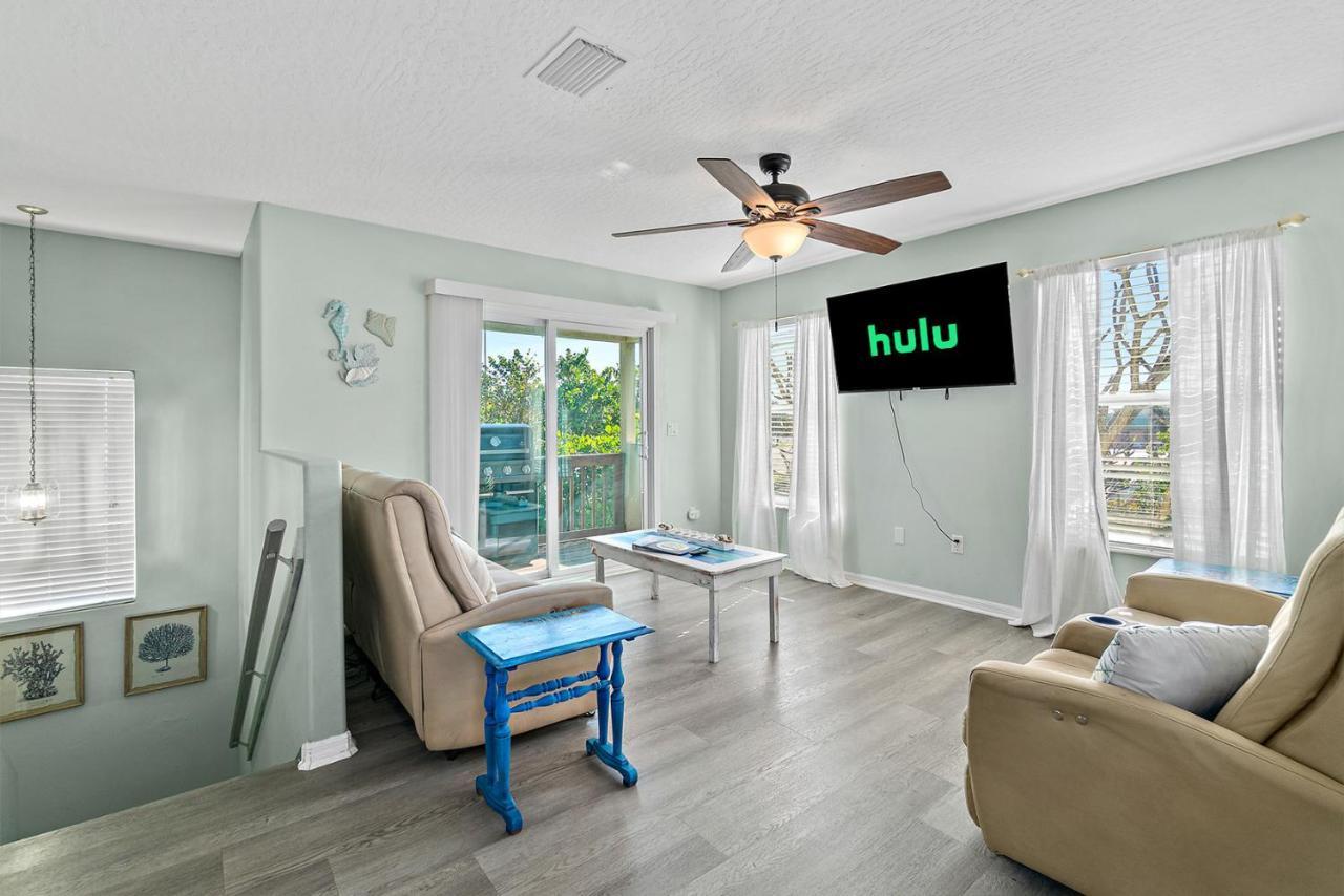 Surfside Paradise Retreat - 3Br And 2Ba Duplex, Grill, Dog Friendly - Close To The Beach! Мельбурн Экстерьер фото