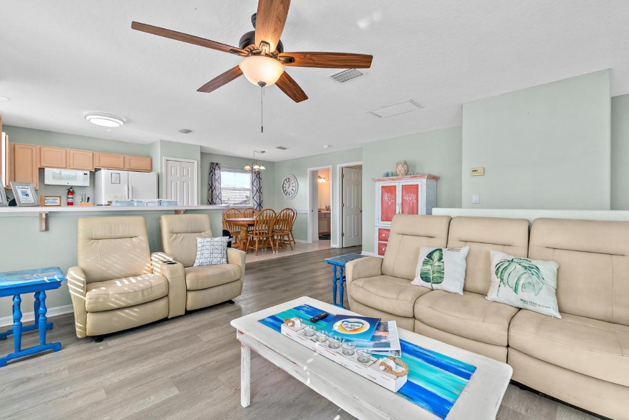Surfside Paradise Retreat - 3Br And 2Ba Duplex, Grill, Dog Friendly - Close To The Beach! Мельбурн Экстерьер фото